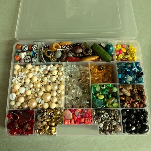 Jewelry - Vintage Now Bulk Jewelry Bead Lot‎  Untested 200+ Mix and Match Glass Wood Stone